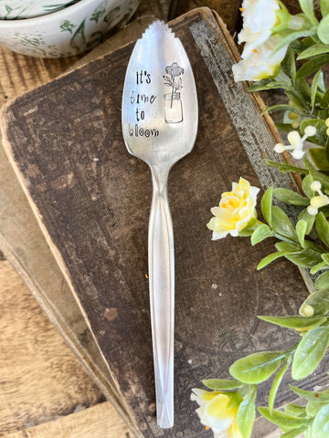 It’s Time To Bloom Vintage spoon