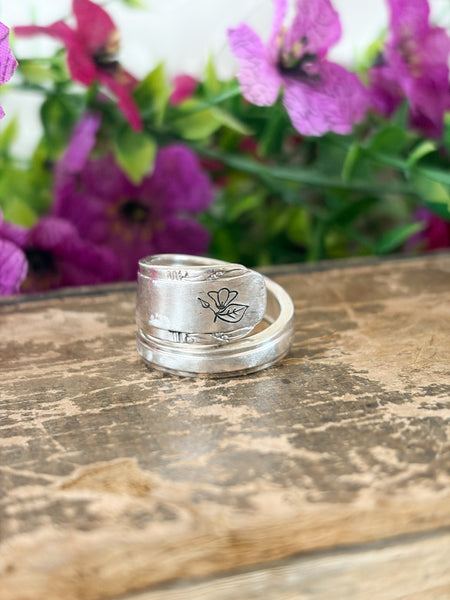 Floral Stamped Twist Spoon Ring